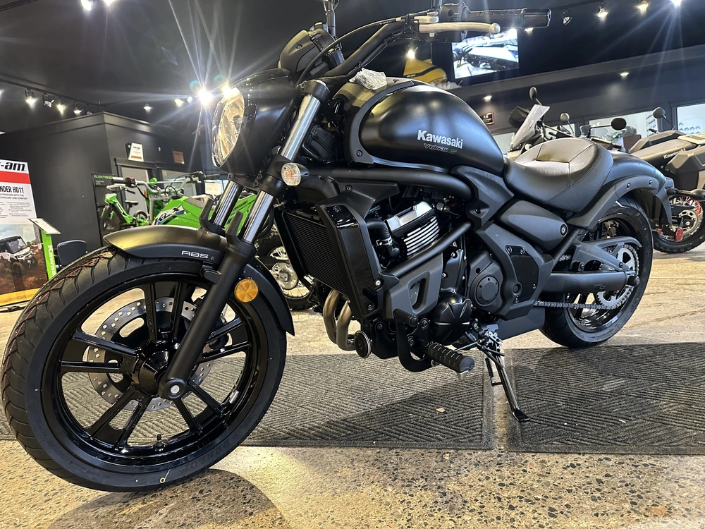 2026 Kawasaki Vulcan S alt