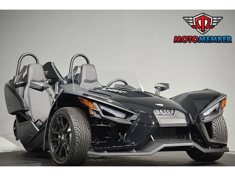 2024 Slingshot Slingshot® S W/ Technology Package I Jet Black alt