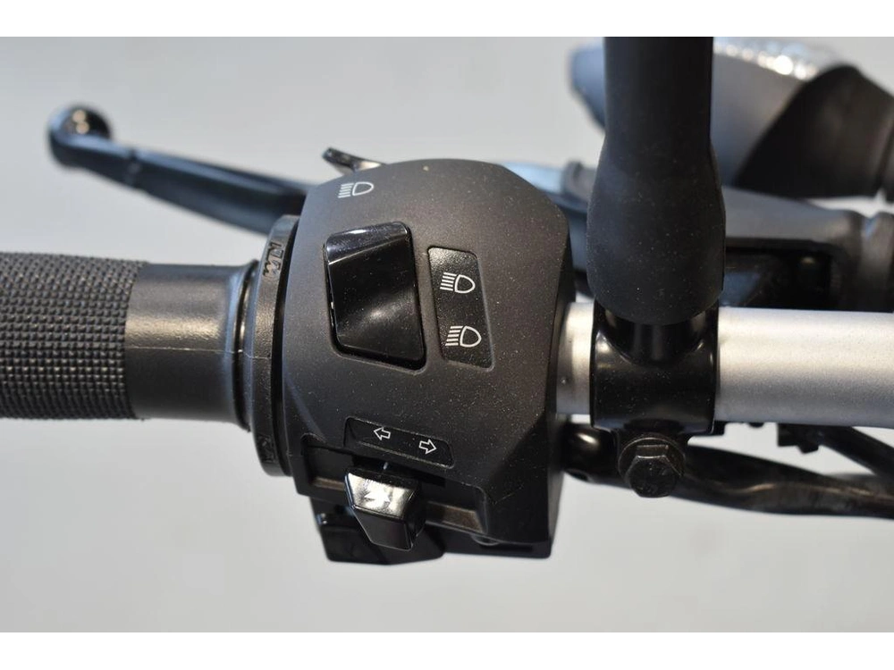 2023 Ktm 200 Duke alt