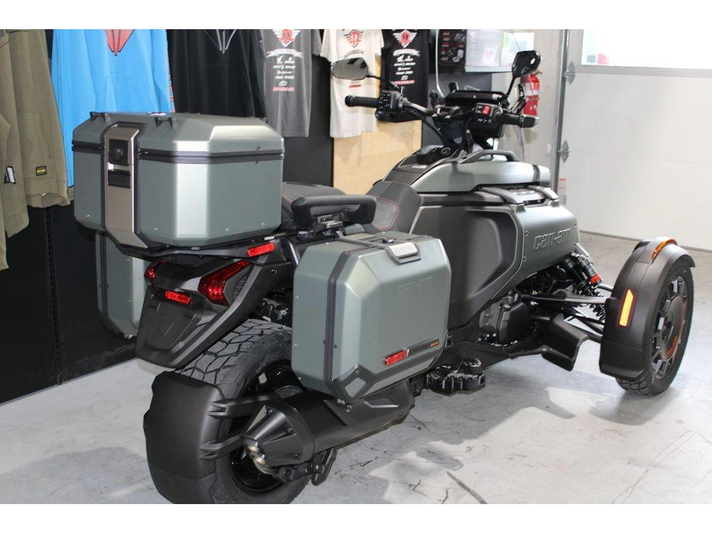 2026 Can-am Canyon Redrock alt