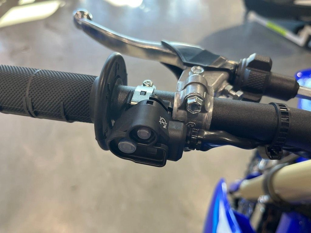 2026 Yamaha Yz250fx alt