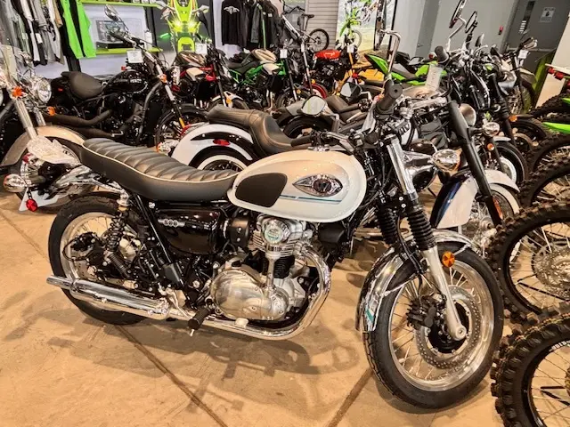 Kawasaki W800 W 800 RETRO CLASSIQUE W800 2026