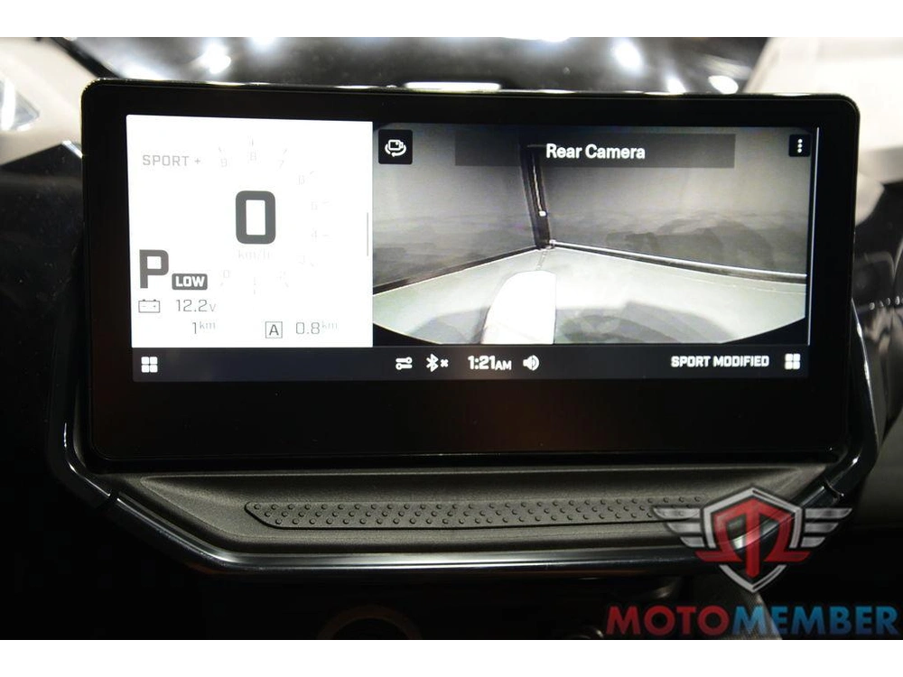 2025 Can-am Maverick R X Rs alt