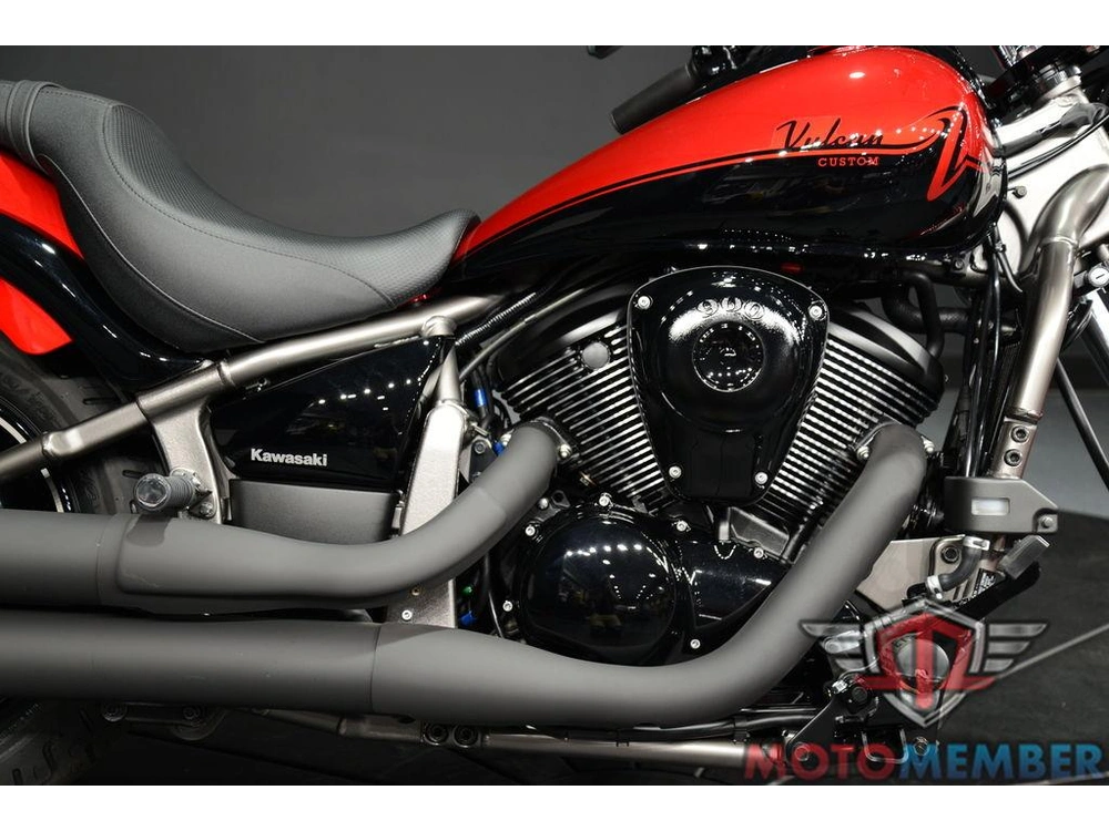 2025 Kawasaki Vulcan® 900 Custom alt