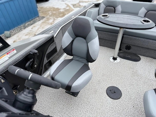 2025 Mirrocraft Holiday 1768 alt