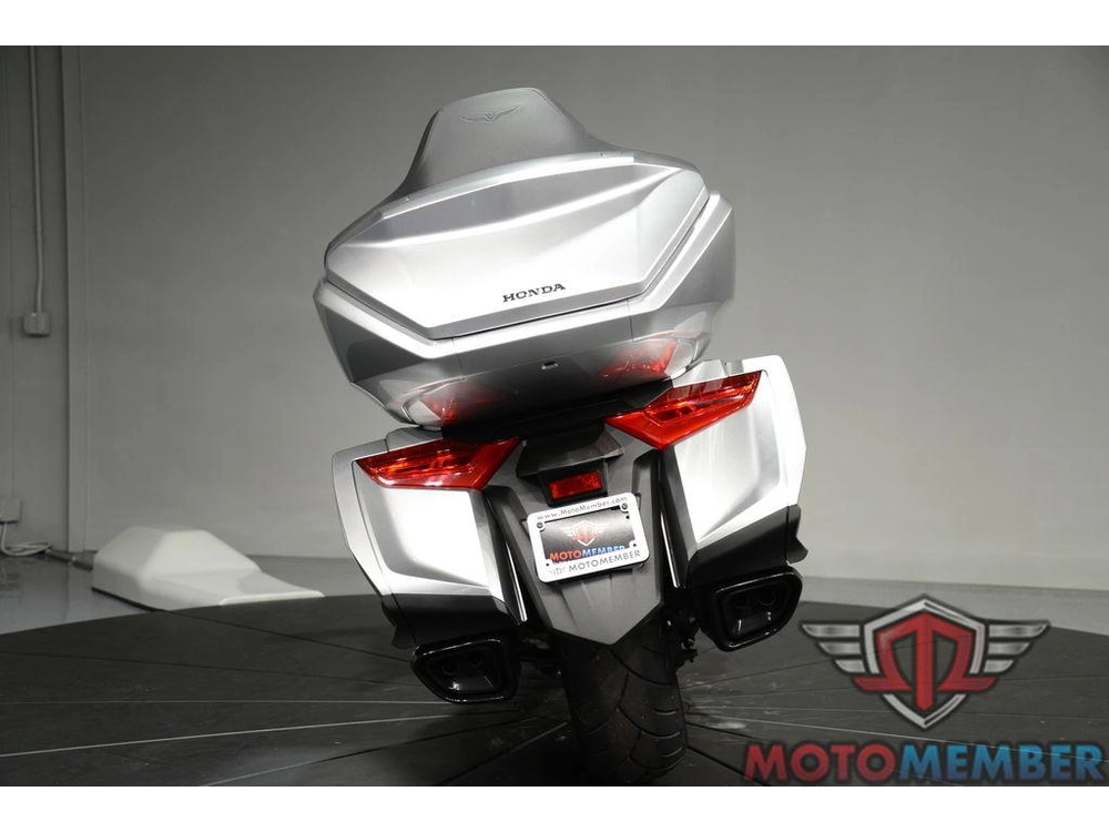 2025 Honda Gold Wing Tour 50th Anniversary alt