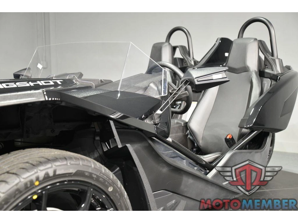 2025 Slingshot Slingshot® S Autodrive Jet Black alt
