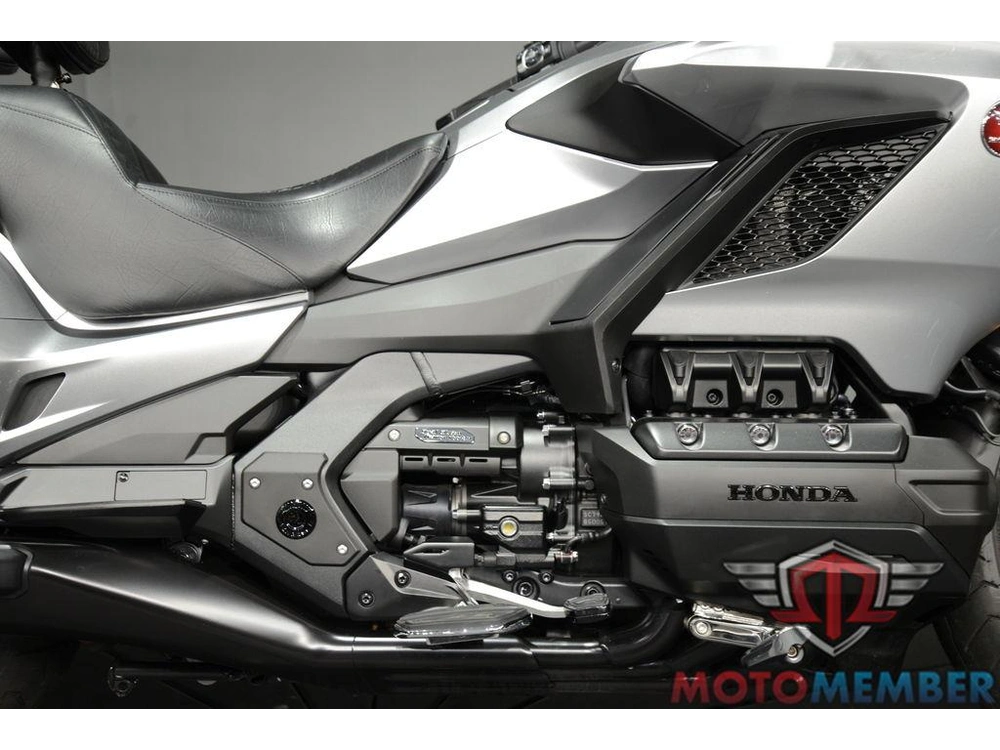 2025 Honda Gold Wing Tour Automatic Dct alt