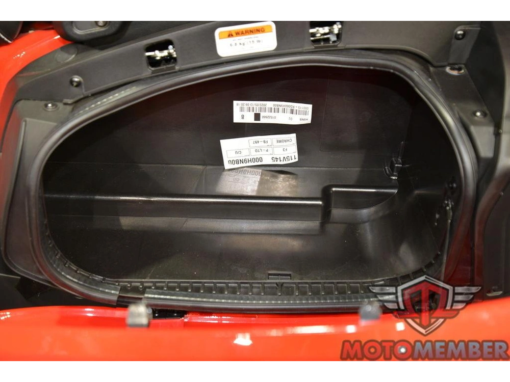 2022 Can-am Spyder F3 Limited Chrome Wheels alt