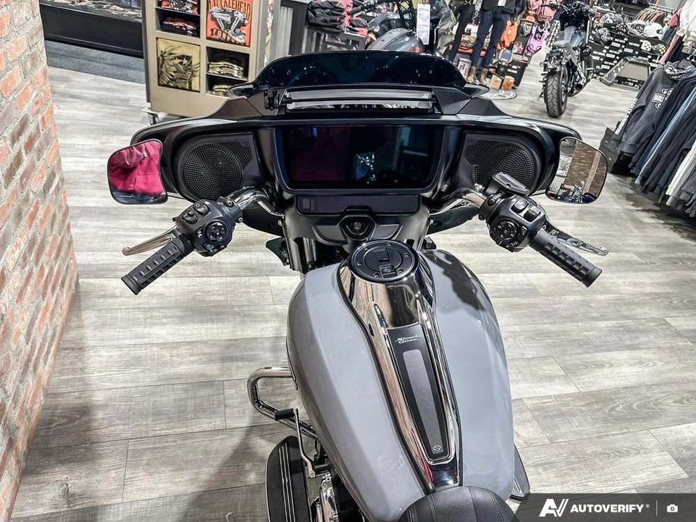 2026 Harley-davidson Street Glide alt