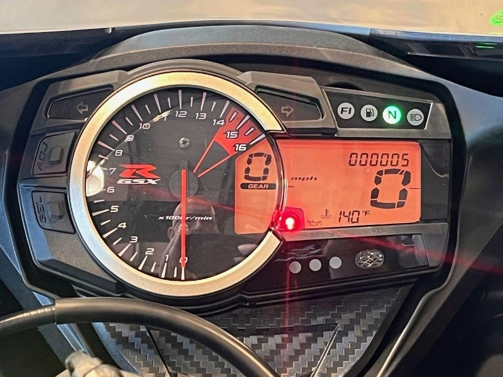 2026 Suzuki Gsx-r750 alt