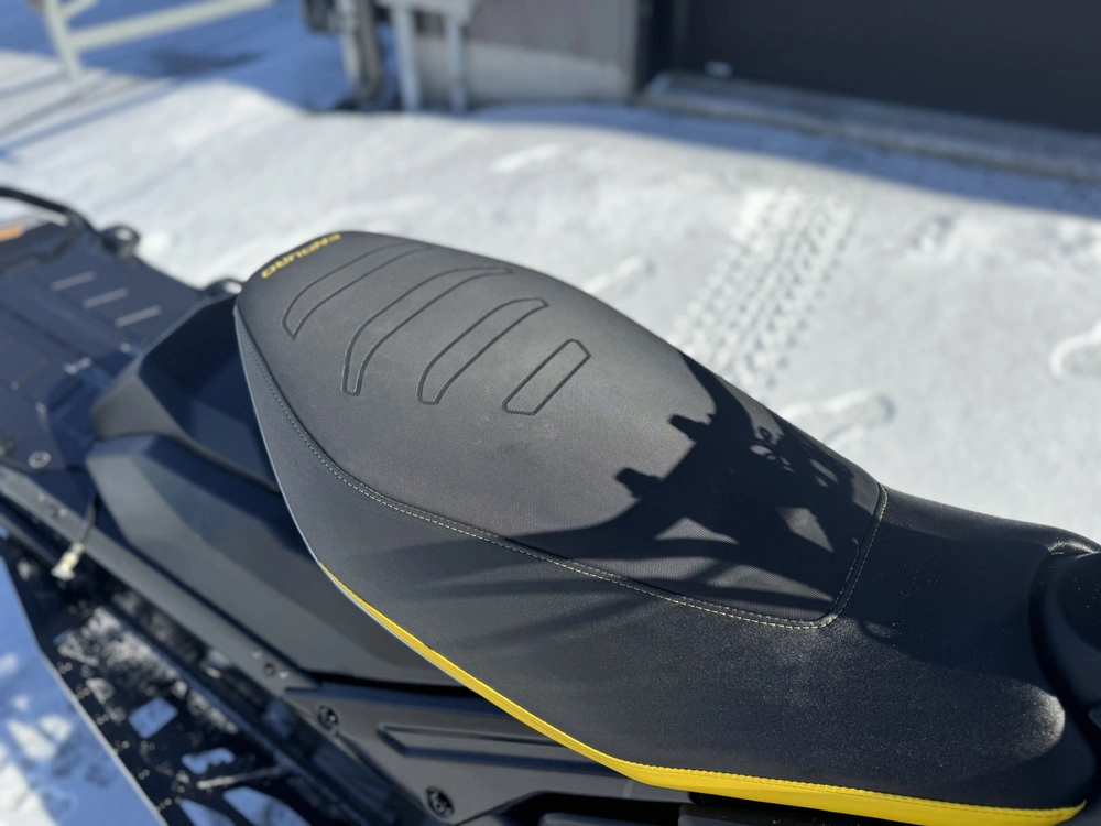 Ski-doo Renegade Enduro 900 Ace 2024 alt