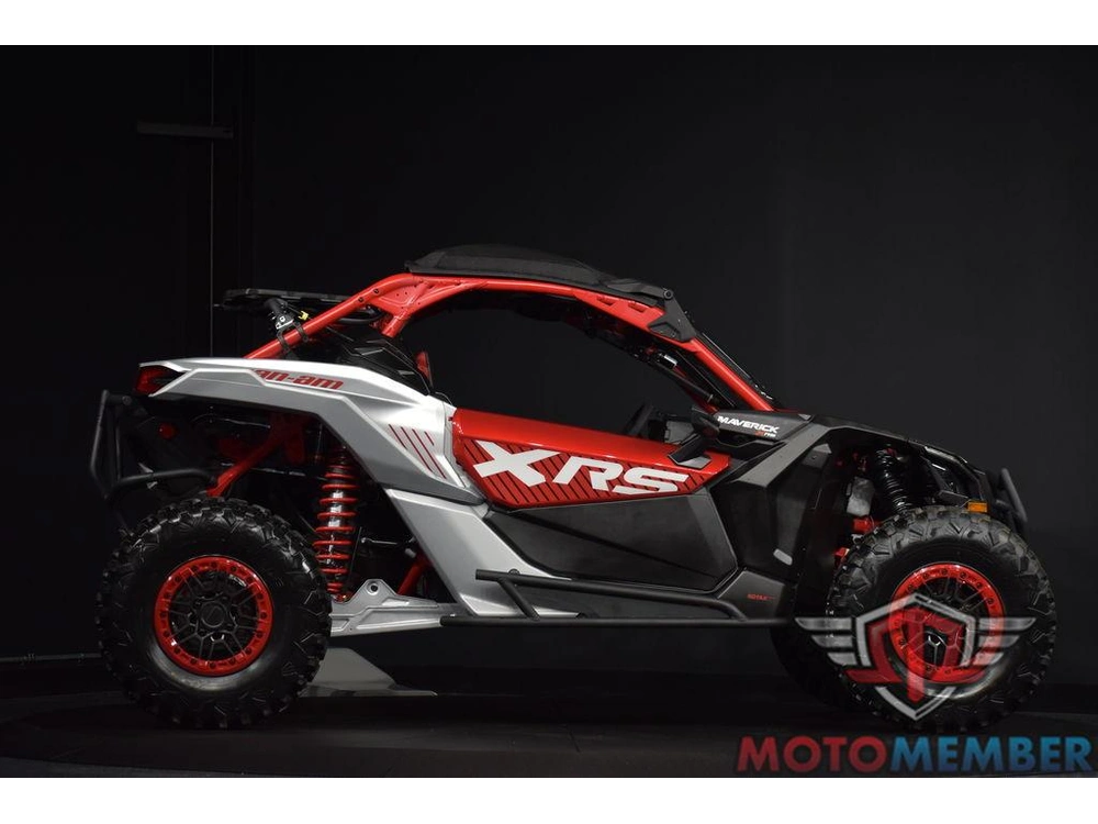 2025 Can-am Maverick X3 Ds Turbo Fiery Red & Hyper Silver alt