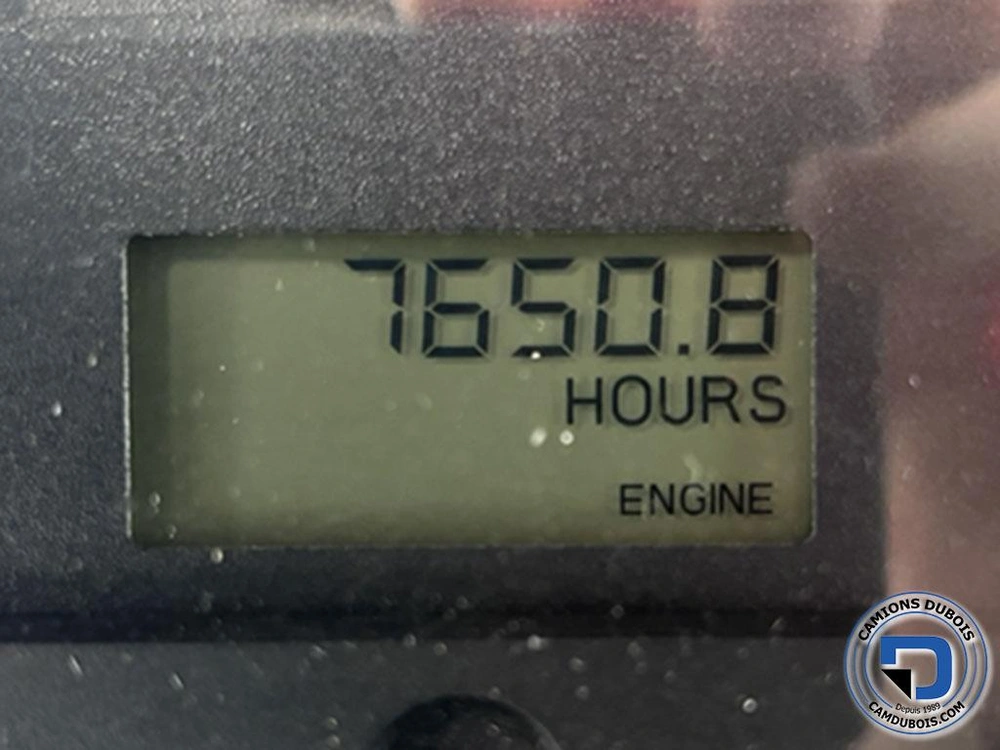Freightliner M2-106 2011 alt