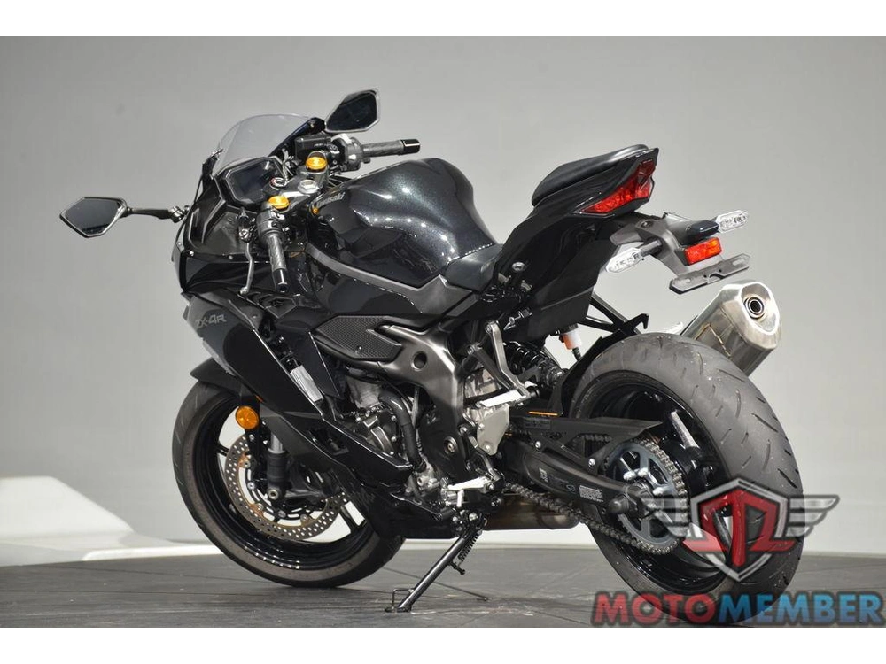 2025 Kawasaki Ninja® Zx™-4r Abs alt