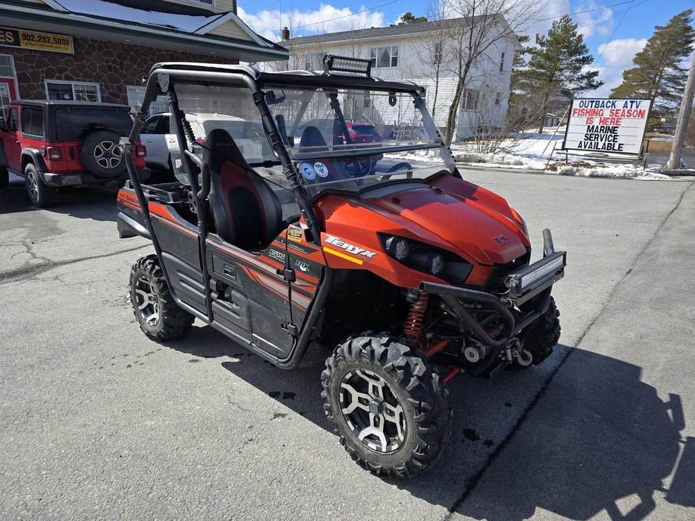 2017 Kawasaki Teryx Le alt