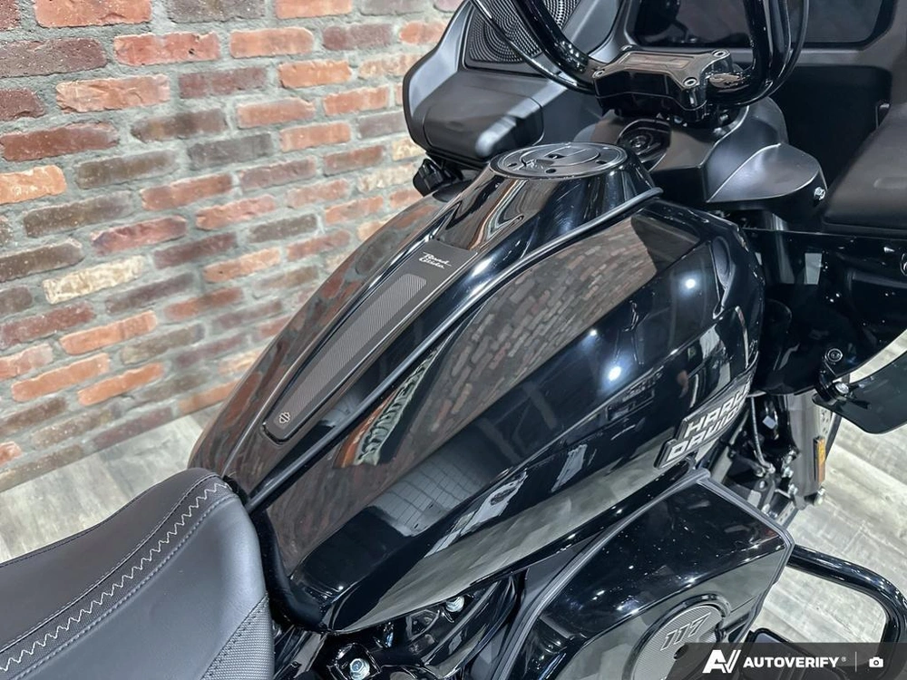 2026 Harley-davidson Road Glide alt