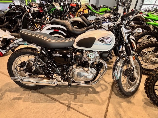 Kawasaki W800 W 800 Retro Classique W800 2026 alt