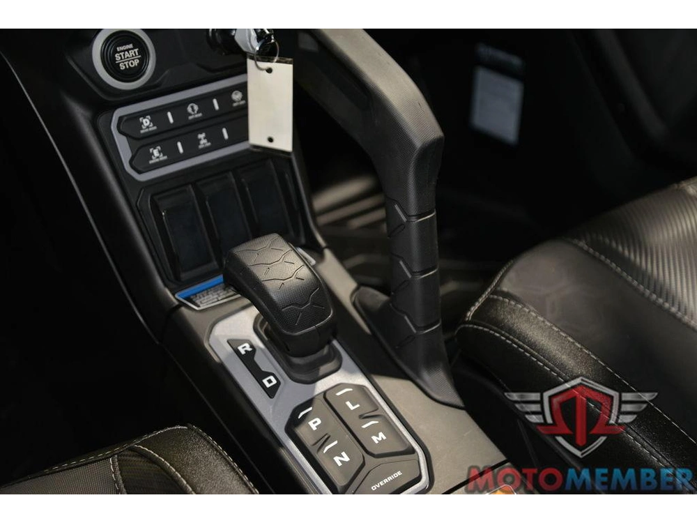 2025 Can-am Maverick R Max X Legion Red alt