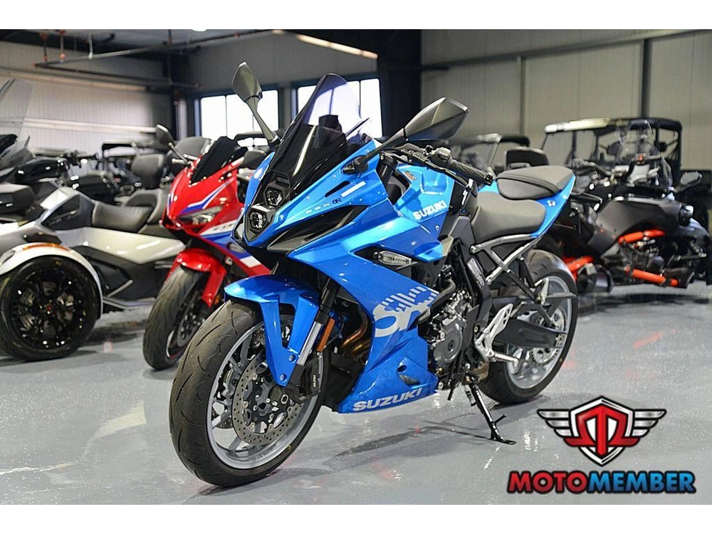 2024 Suzuki Gsx-8r alt