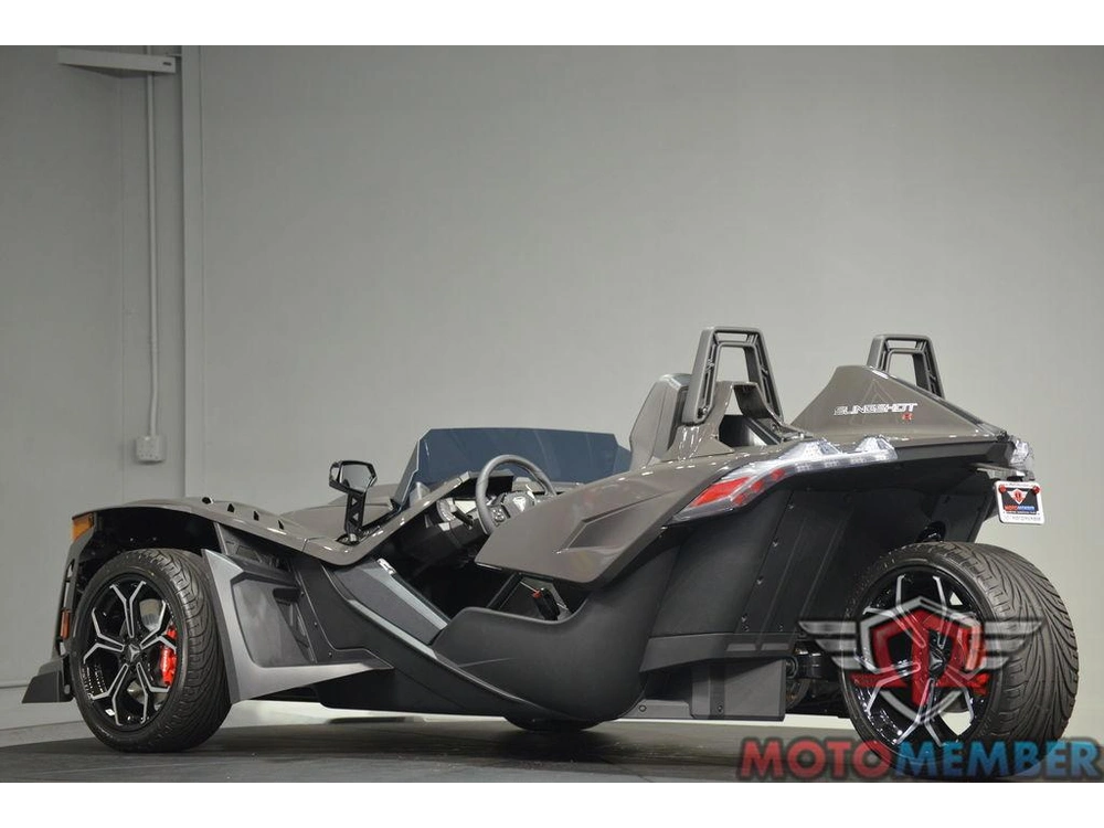 2025 Slingshot Slingshot® R alt