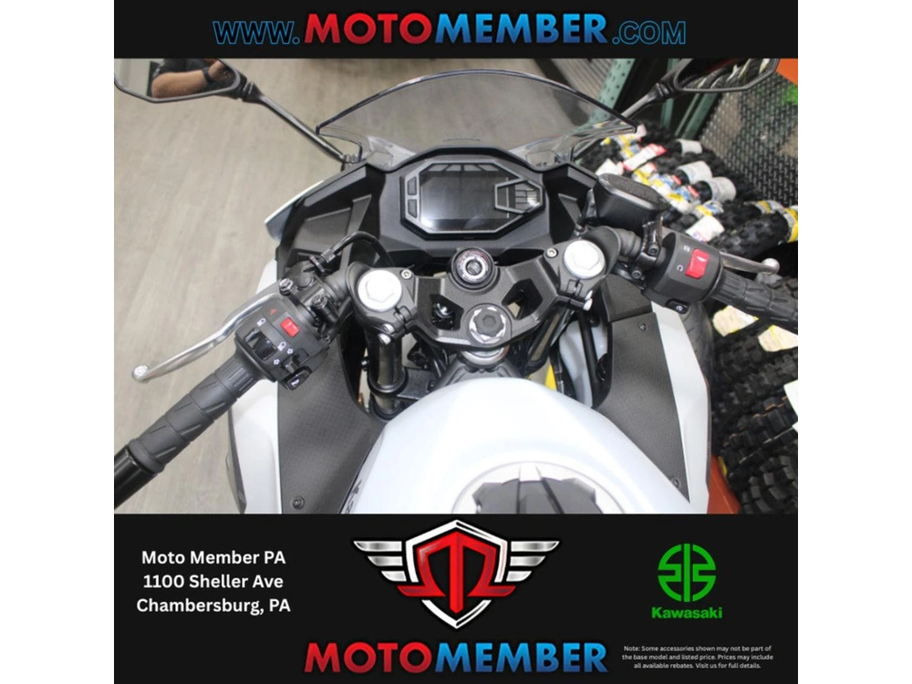 2025 Kawasaki Ninja® 500 Abs alt