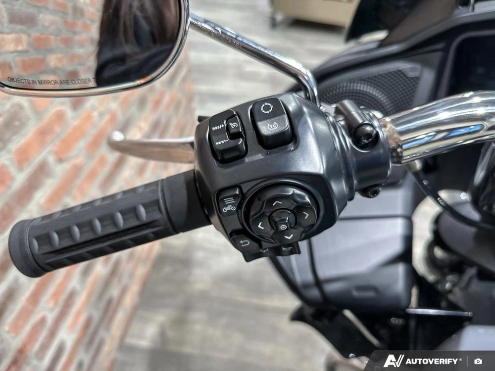 2026 Harley-davidson Road Glide alt