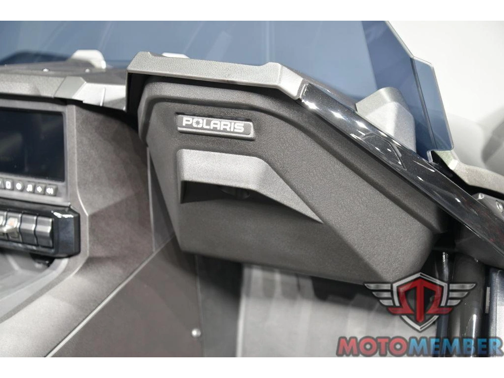 2025 Slingshot Slingshot® Slr Autodrive Graphite Gloss alt