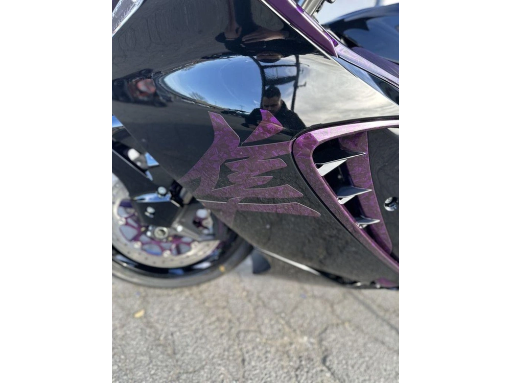 2025 Suzuki Hayabusa alt