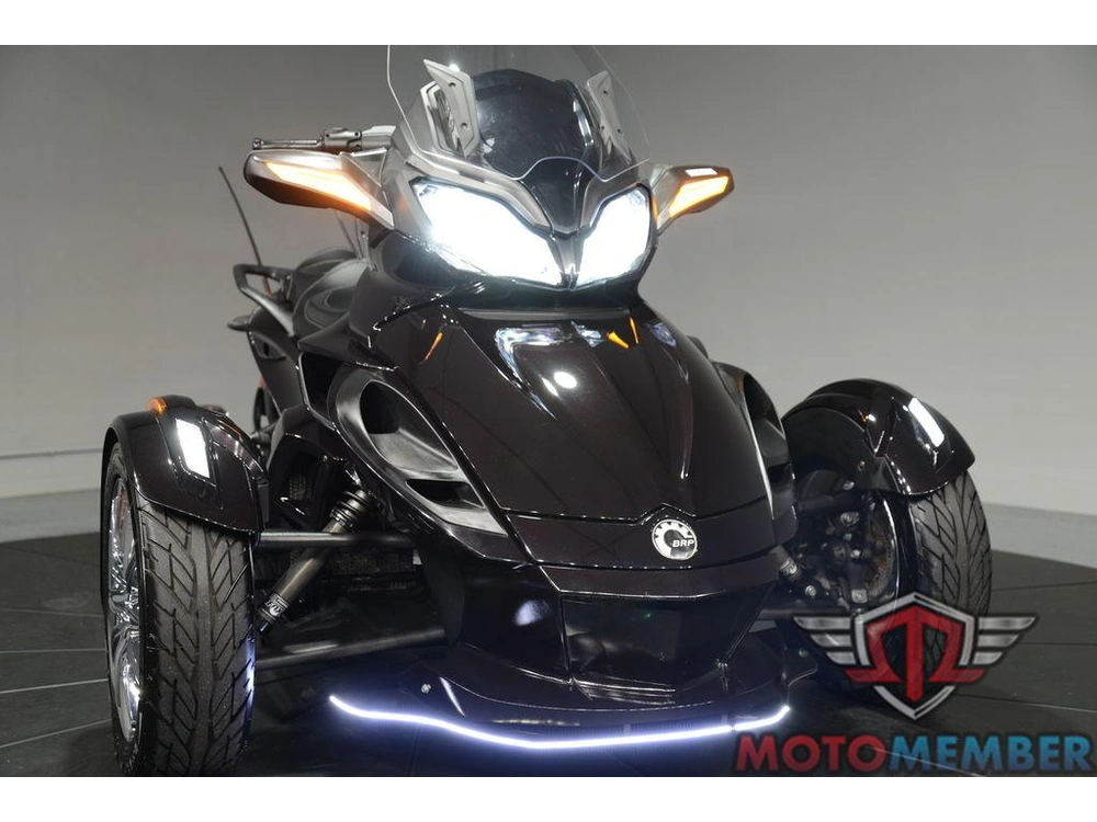 2014 Can-am Spyder® St Limited Se5 alt