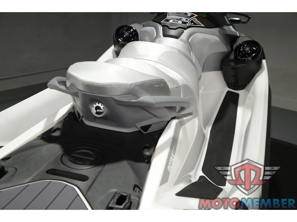 2026 Sea-doo Gtx™ Limited 325 White Pearl Premium alt