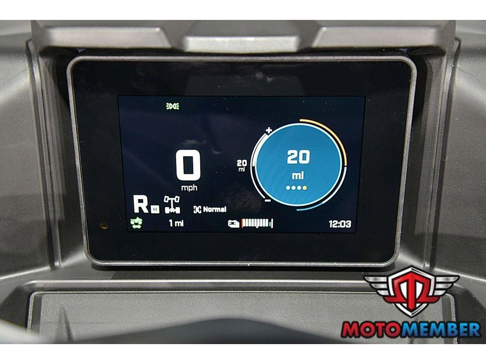 2026 Can-am Outlander Electric Max alt