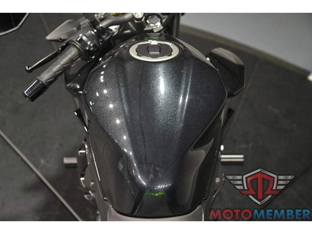 2022 Kawasaki Z400 Abs alt