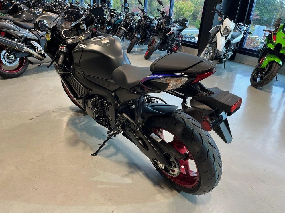 2026 Suzuki Gsx-r600 alt