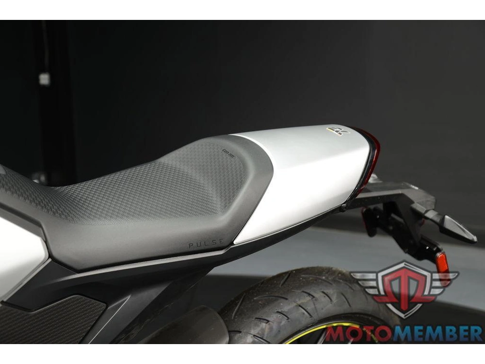 2025 Can-am Pulse '73 alt