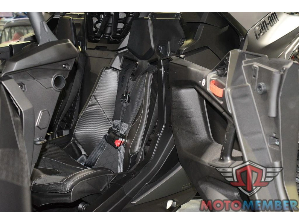 2026 Can-am Maverick R Max X Rs With Smart-shox alt