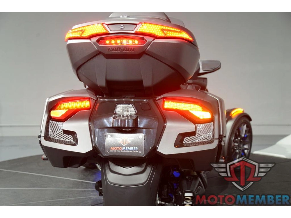 2026 Can-am Spyder Rt Limited Dark alt
