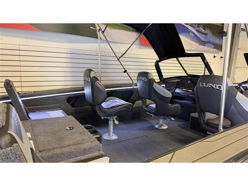 2026 Lund Boat Co 1875 Crossover Xs Sport alt