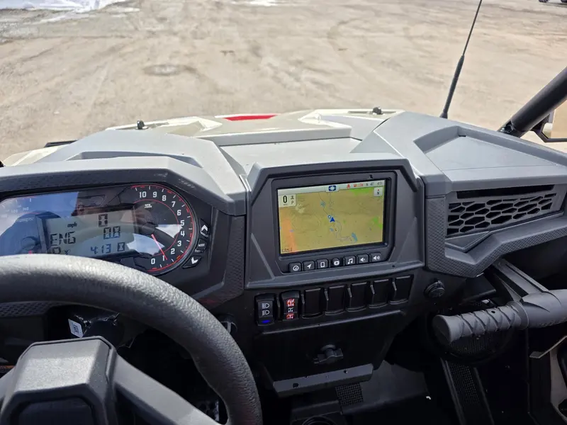 2025 Polaris RZR Trail Ultimate thumbnail 10