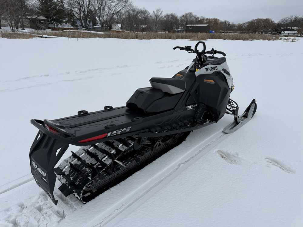 2026 Ski-doo Summit Adrenaline 154 850 E-tec alt