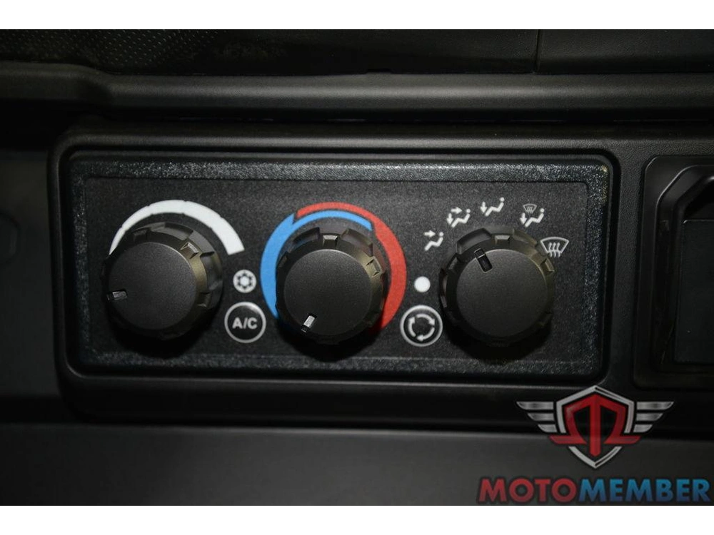 2026 Can-am Defender Max Xt Cab Hd11 With 10.25 In.display Dark Wildland Camo alt