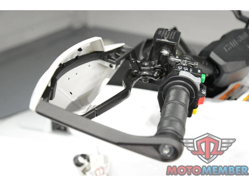 2026 Can-am Renegade X Xc 1000r alt