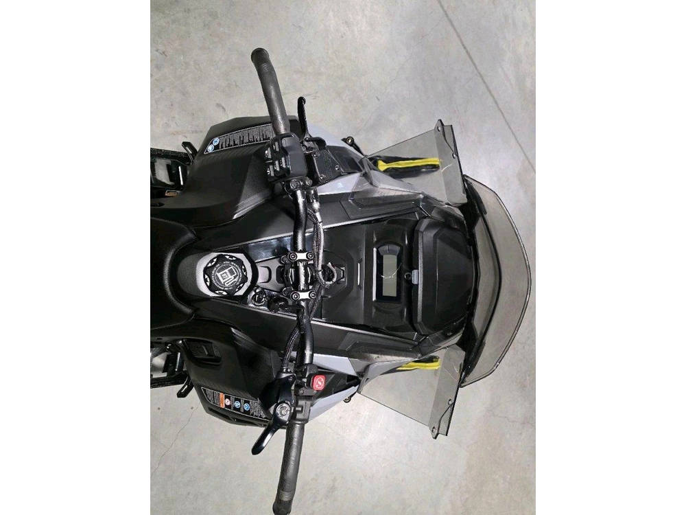 Ski-doo Renegade Adrenaline 900 Ace 2026 alt