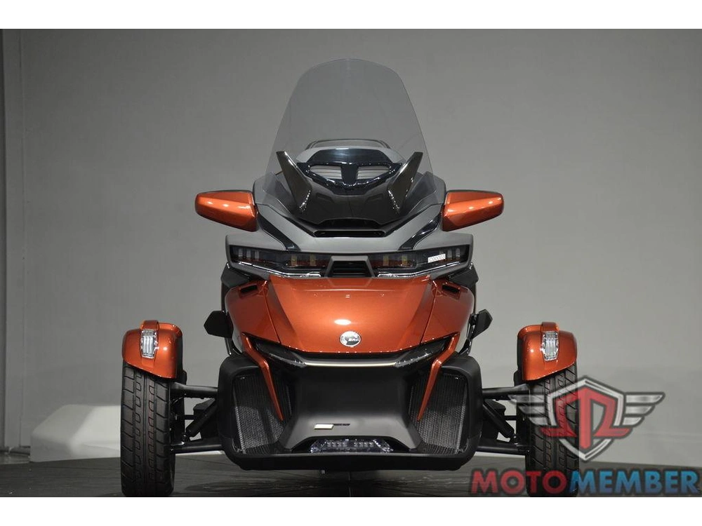 2026 Can-am Spyder Rt Sea-to-sky alt