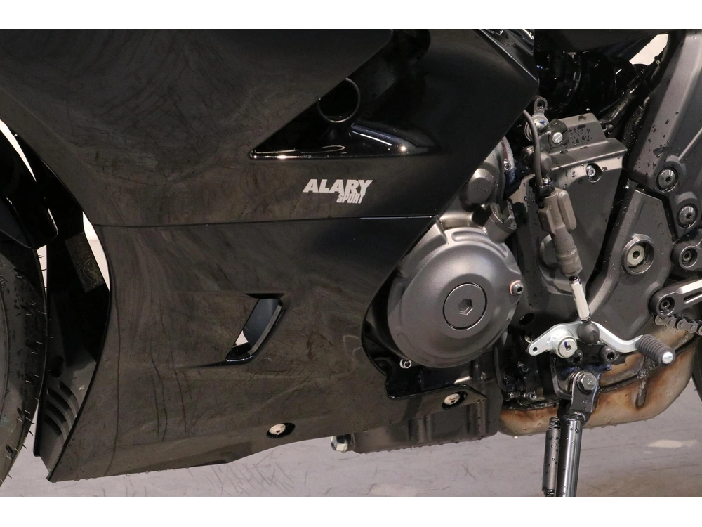 2026 Yamaha Yzf-r7 alt