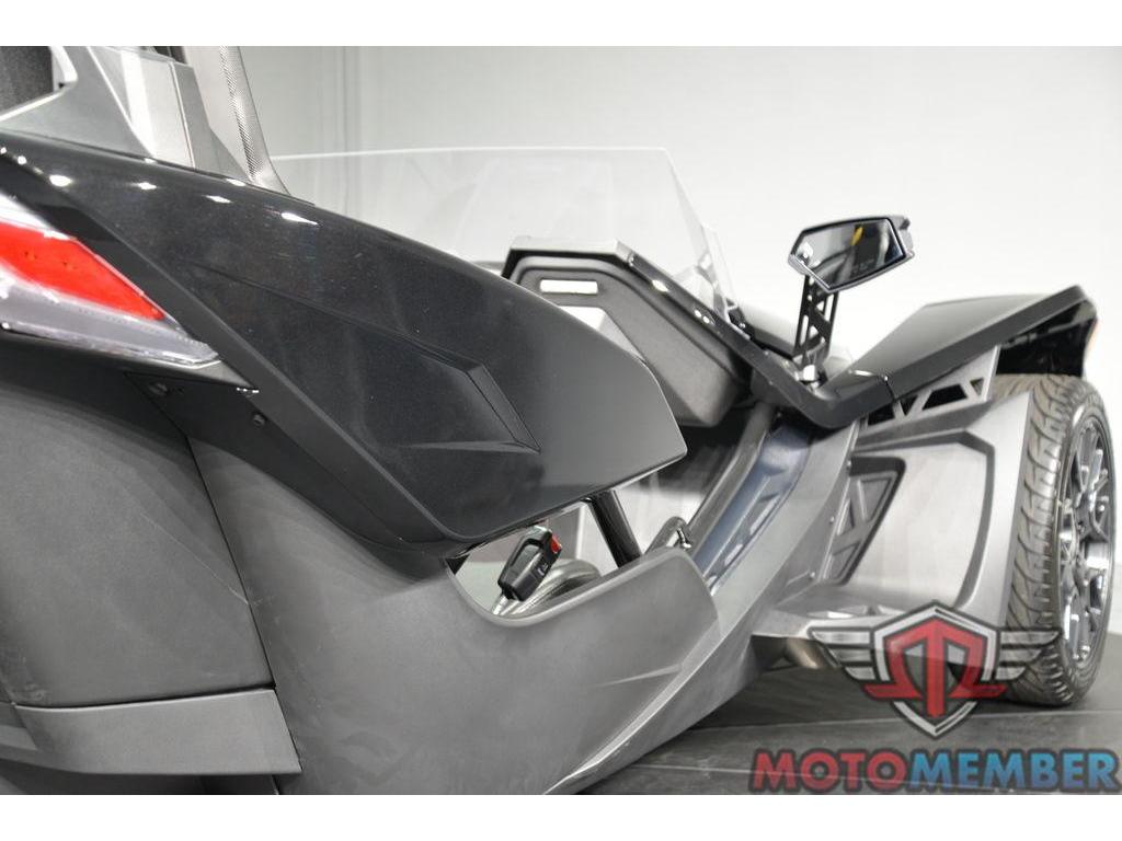 2025 Polaris Slingshot SL (AutoDrive) for Sale