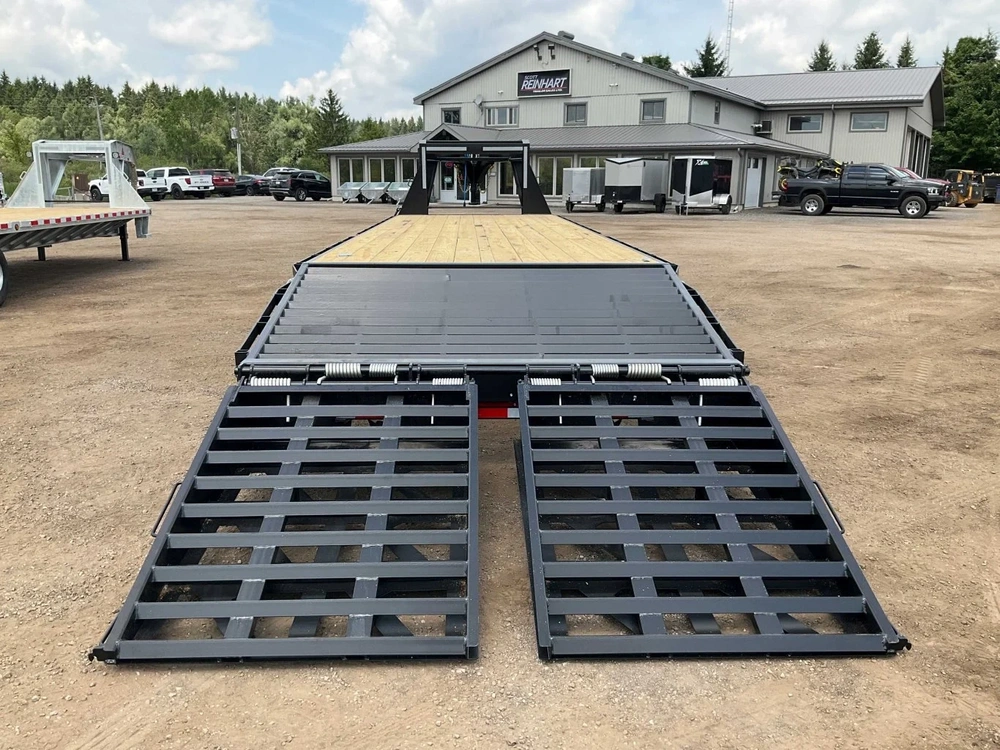 2026 Canada Trailers 8.5x30 10.5 Ton Gooseneck Equipment Trailer alt