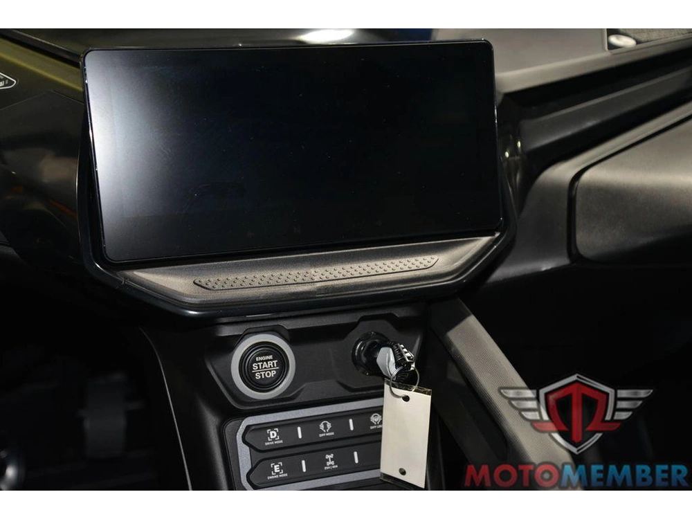 2025 Can-am Maverick R Max X Legion Red alt