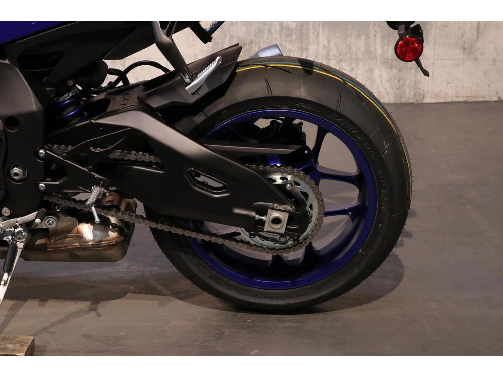 2026 Yamaha Yzf-r1 alt