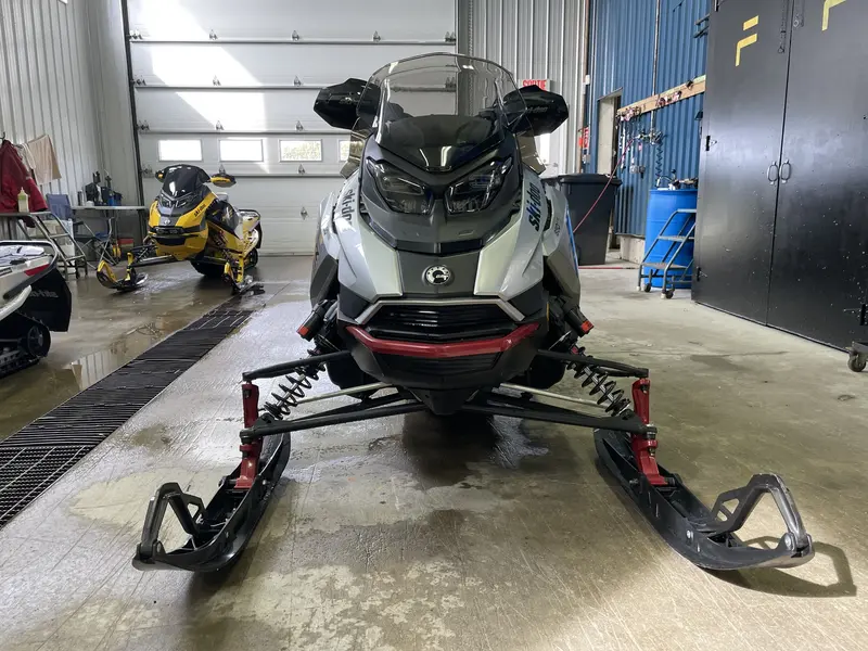 Ski-Doo MXZ X-RS 850 E-Tec Smartshox 2024